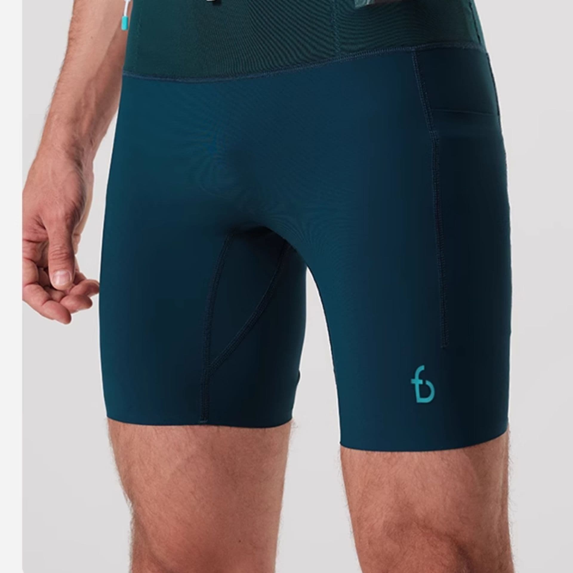 ショートパンツ スポーツパンツ ポケット収納ランニングコンプレッションショート
