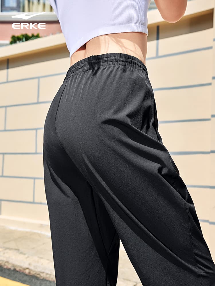 スポーツパンツ なめらか美脚ロングスポーツパンツ