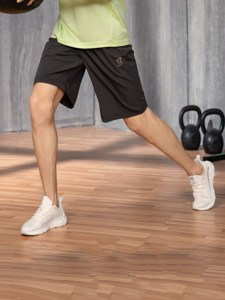 スポーツパンツ スポーツパンツ 動きやすい速乾ストレッチショート