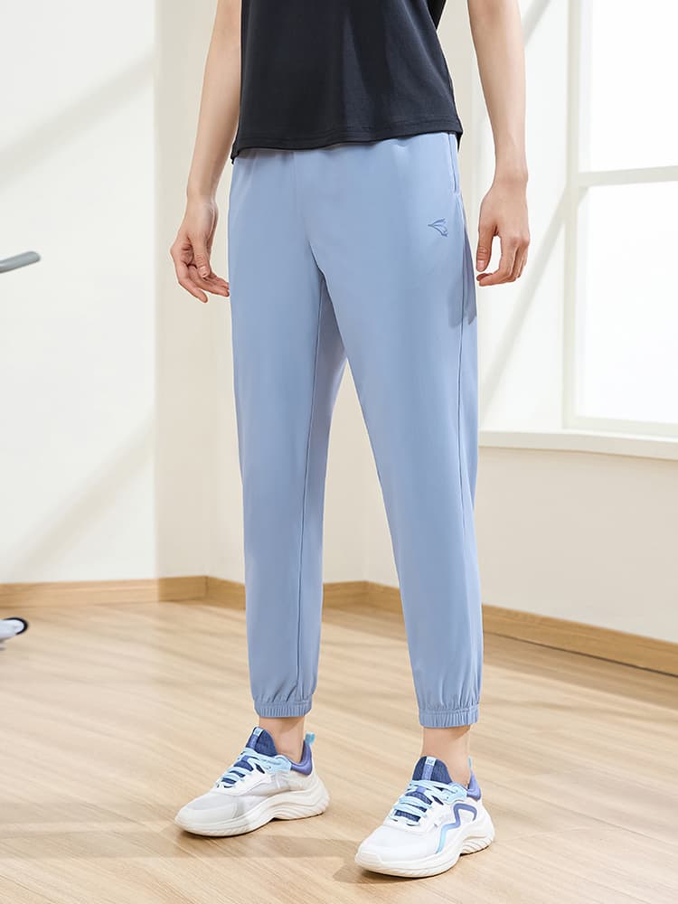 スポーツパンツ スポーツパンツ なめらか素材 快適ジョガーパンツ