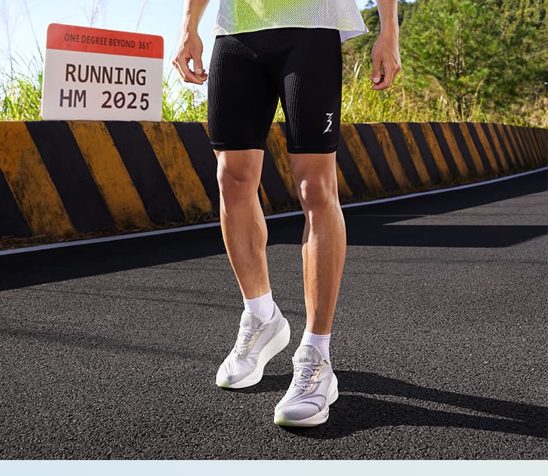 スポーツパンツ 立体編み構造アスリートショート