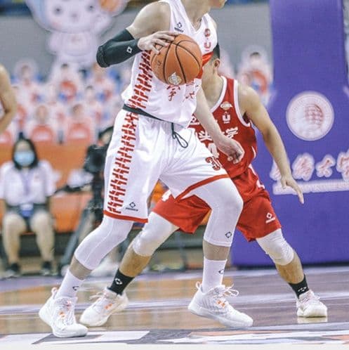 ショートスポーツパンツ 動きやすさ抜群 七部丈コンプレッション