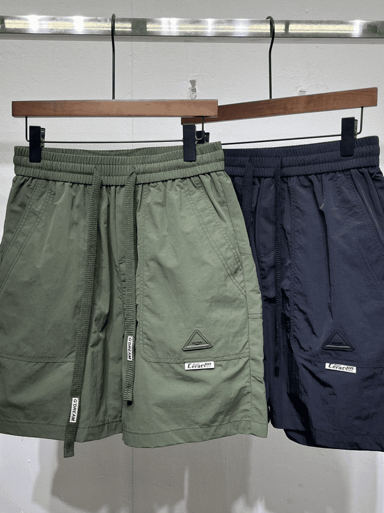 スポーツパンツ アウトドア機能性ショートパンツ