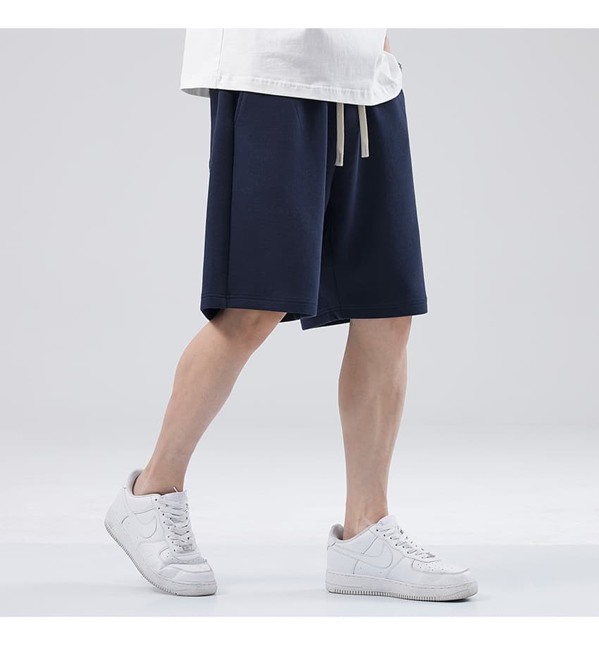 スポーツパンツ やわらか素材のリラックスショート