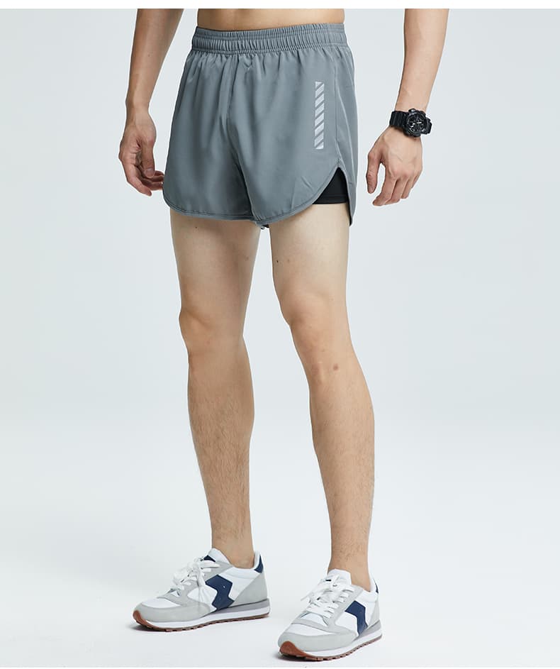 スポーツパンツ 多機能ポケット付き二重構造ランニングショート